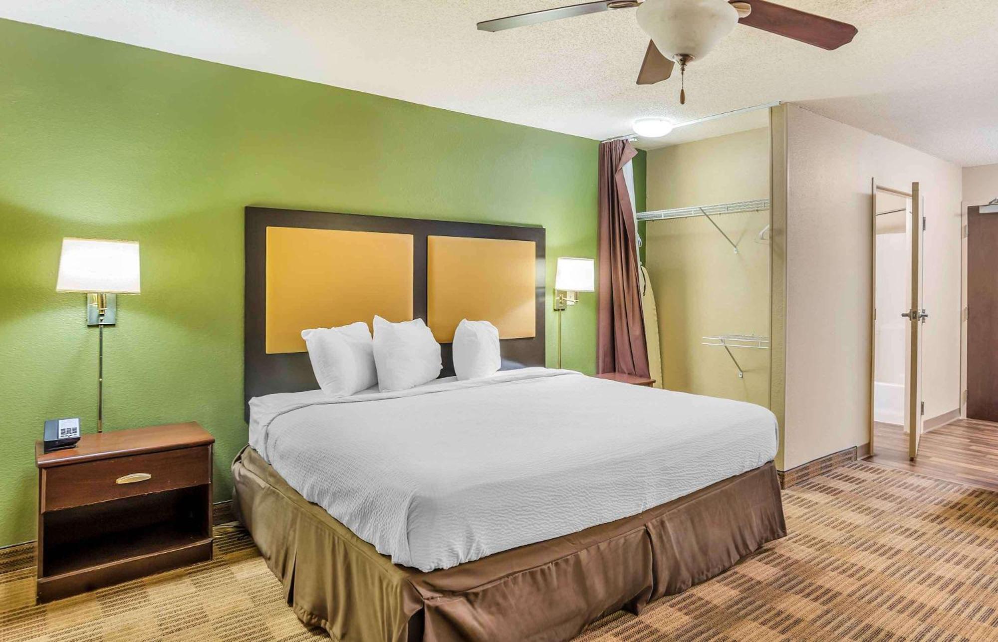 Extended Stay America Select Suites - Philadelphia - Malvern - Great Valley Exterior photo